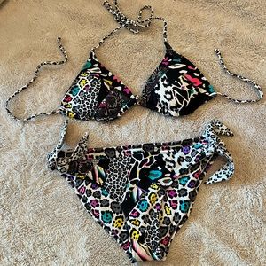 Reversible bathing suit